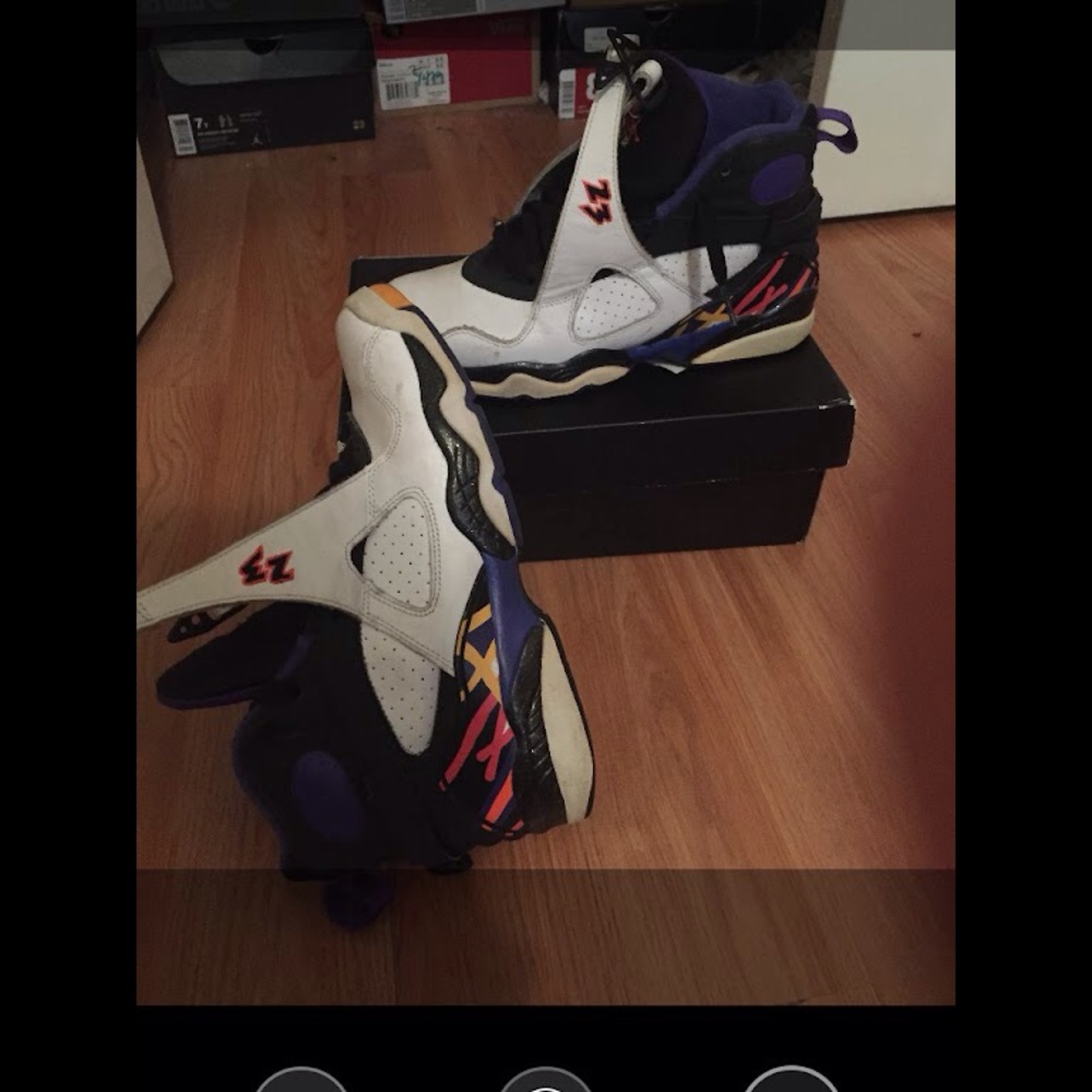 Retro jordan 8s three peat